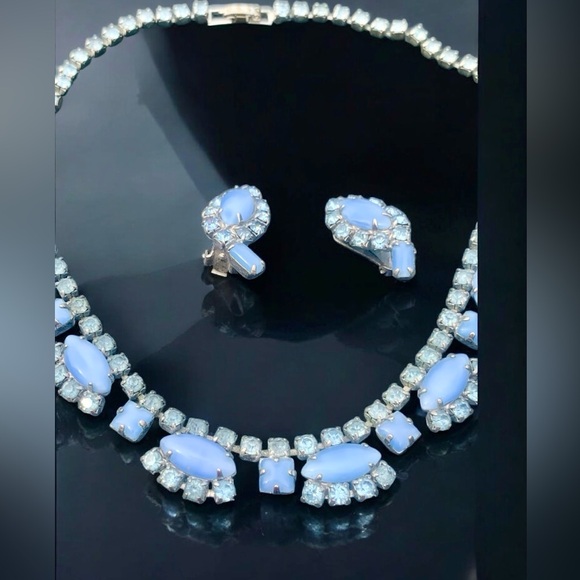 Vintage 1950s Silver Tone Blue Demi Parure‎ Set Choker Necklace & Earrings - Picture 4 of 7